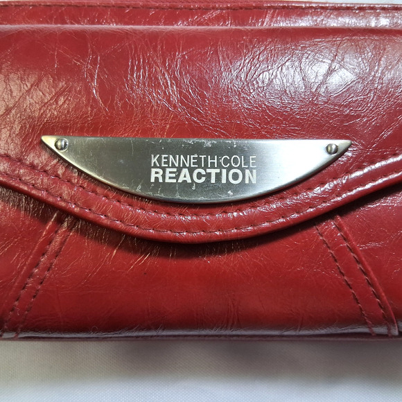 Vintage Kenneth Cole Reaction Wallet Red Coin Bag Credit Card - Picture 2 of 10